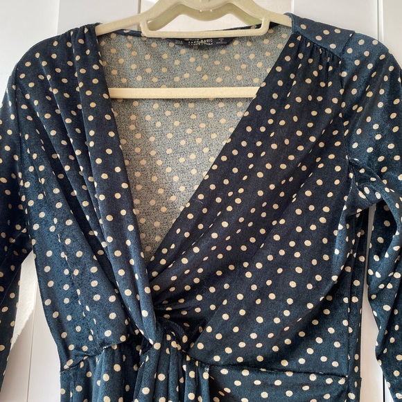 ZARA Green Polka Dot Velvet Twist Front Crossover Dress       Size Medium - Picture 5 of 10